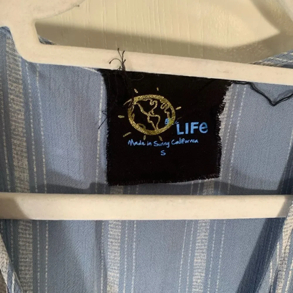 Blue life GUC blue/white striped bell sleeve shorts romper Size Small